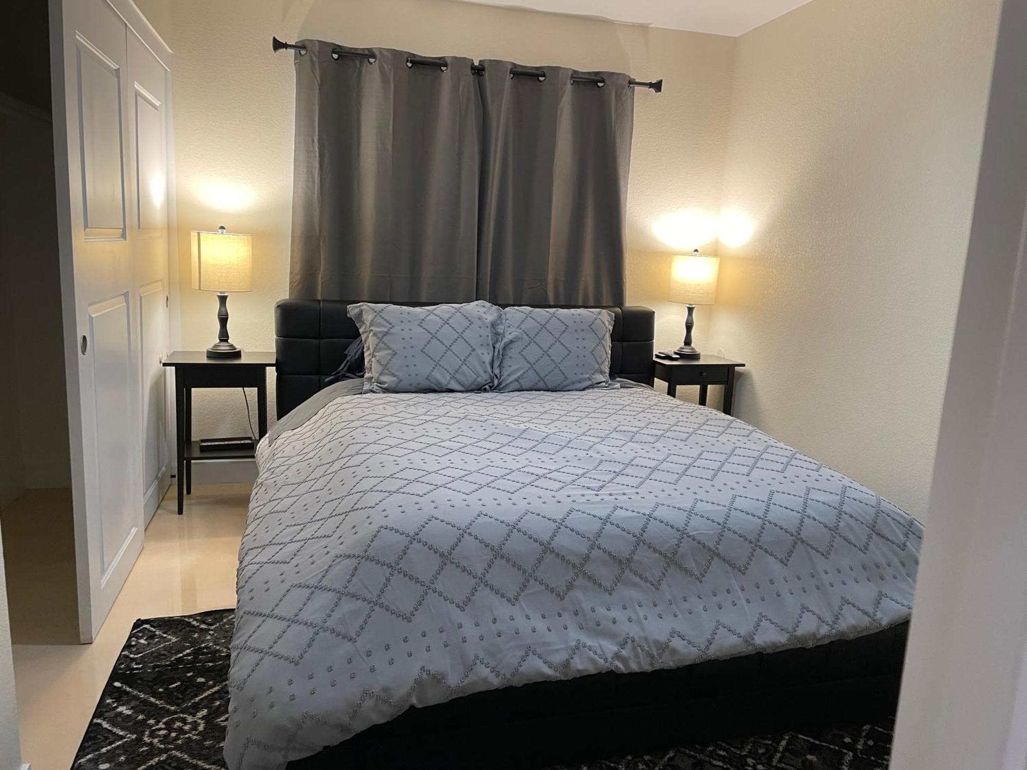 Villa Newly Remodeled Family Friendly 3B/2B House Henderson Exterior foto